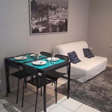 Appartement Cosy Dans Beau Village De Champagne Cormicy 外观 照片
